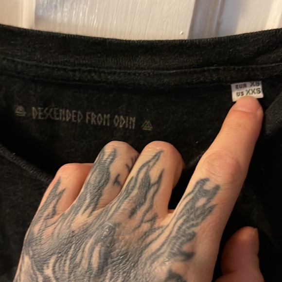 Descended from odin mask unisex t shirt. Womens xxs=mens xs - Picture 2 of 4